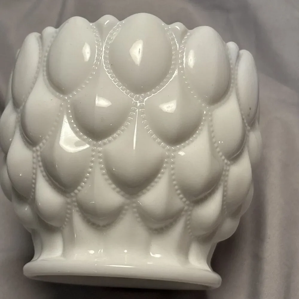 Fostoria Milk Glass Heavy‎ Pedestal Dish With Lid